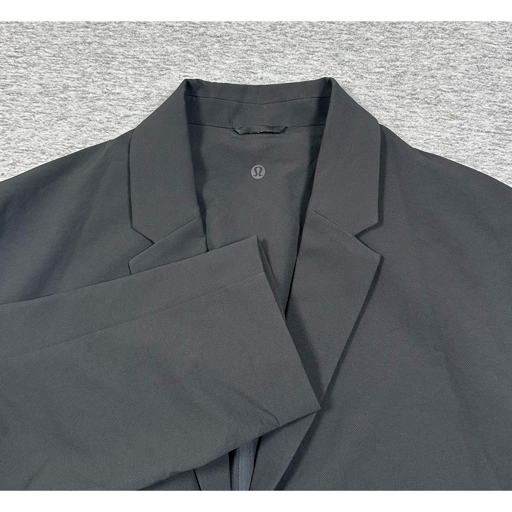 Lululemon New Venture Blazer Mens XXL Black Performance Water Repellent Stretch